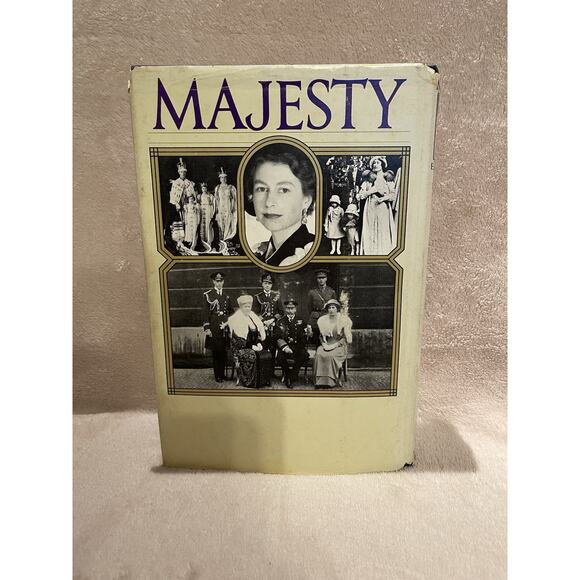 Majesty - Elizabeth II and the House of Windsor by Robert Lacey - 1977 HCDJ - Picture 2 of 13